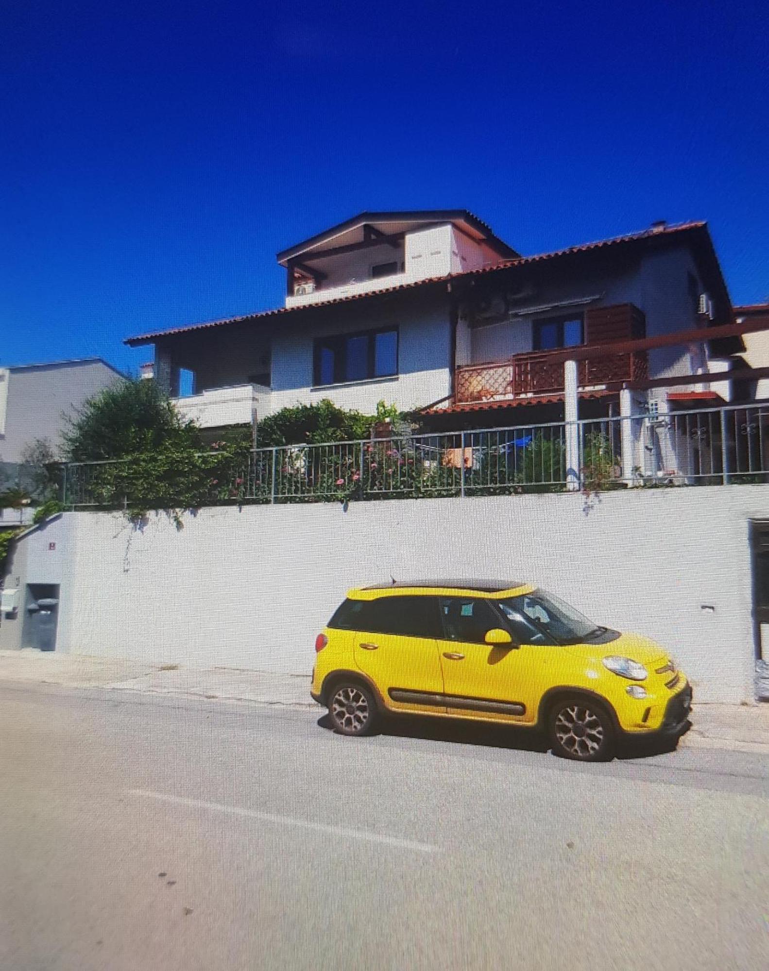 Tramontana Apartment Люция Екстериор снимка